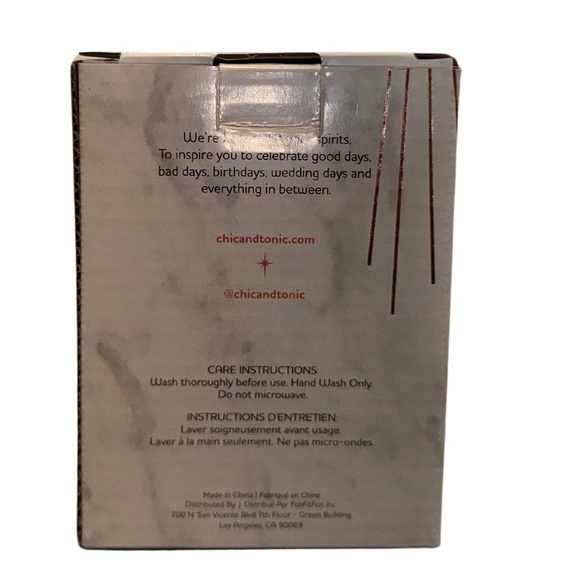 New in Box Chic & Tonic Wine Tumbler Insulated with Lid for Straw Blue Coral - Picture 3 of 4